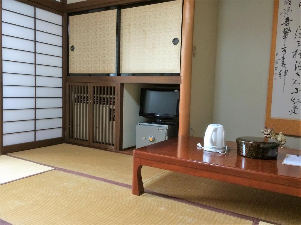 Iris Yu Hotel Hiraizumi Exterior foto